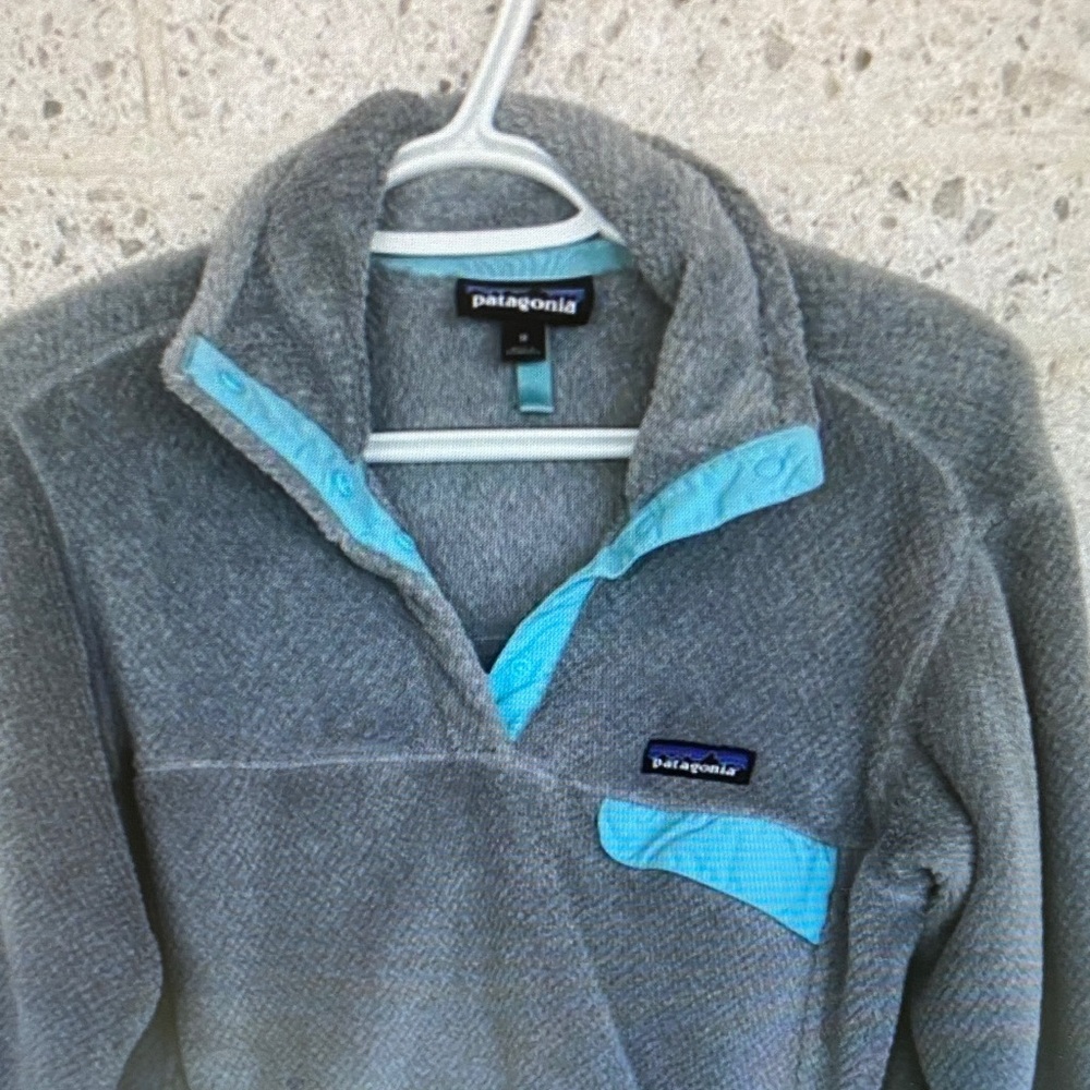 Patagonia Gray Fleece Pullover with Aqua Accents